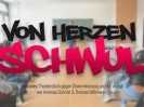 Aufführungsort mit dem Bildtext "Von Herzen schwul"